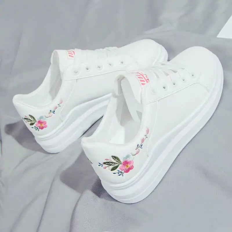Stylish Flat Sneakers for Teens