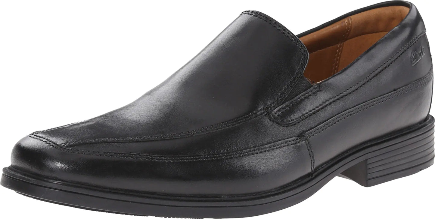 Clarks Tilden Free Women's Black Loafer 7.5