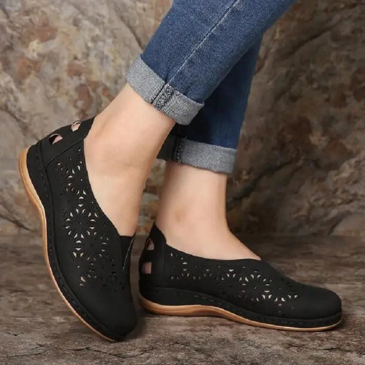 Chic Hollow Wedge Single Shoes for Women