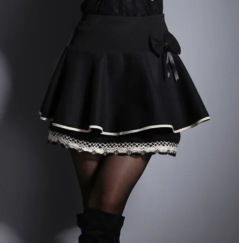 Chic Lace Pleated Mini Skirt