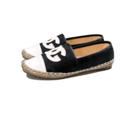 Chic Matte Fisherman Flats
