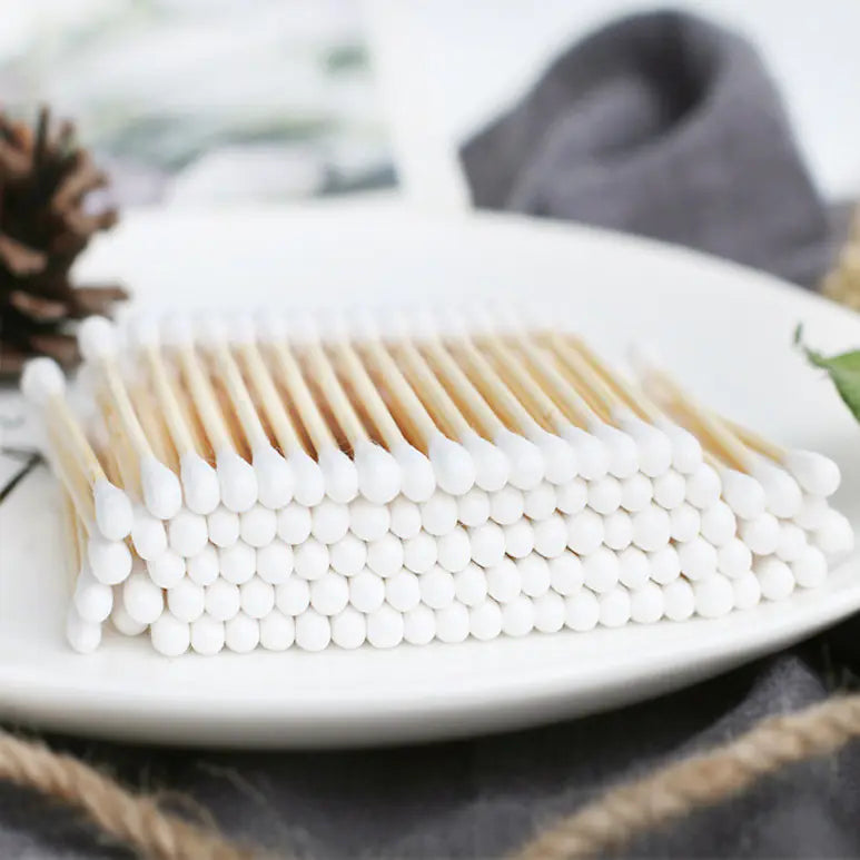 200 Eco-Friendly Bamboo Cotton Swabs