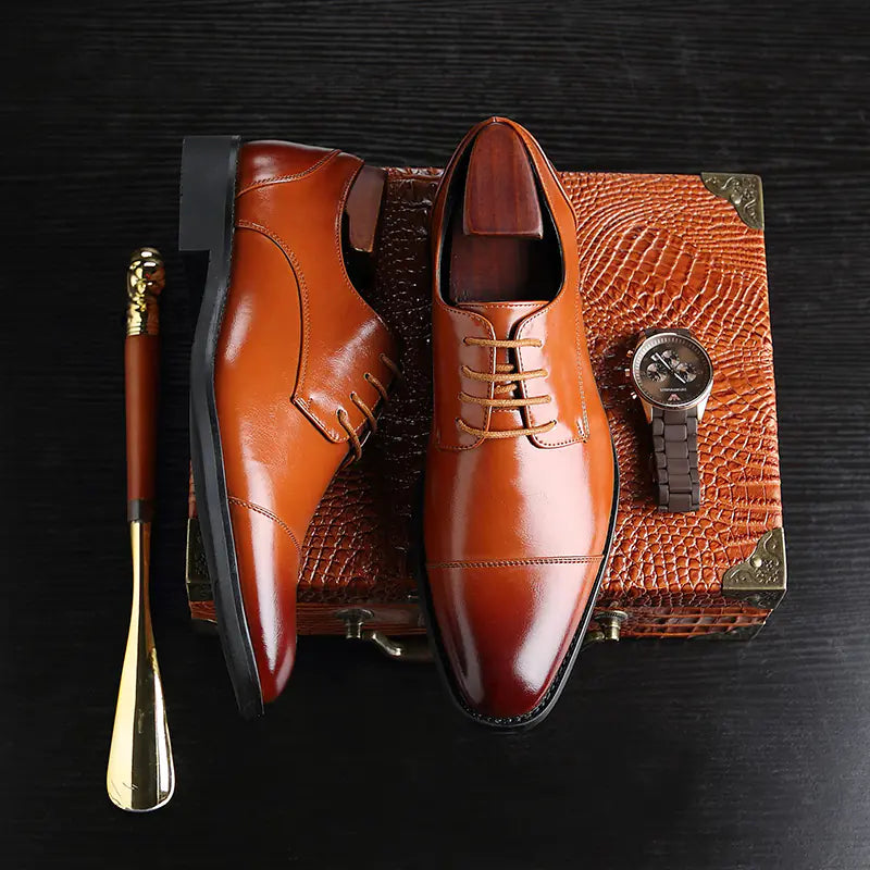 Gentleman's Essential Oxford Leather Shoes