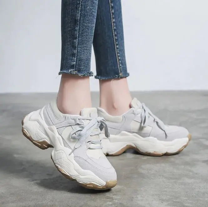 Korean Trendsetter Women's Travel Sneakers