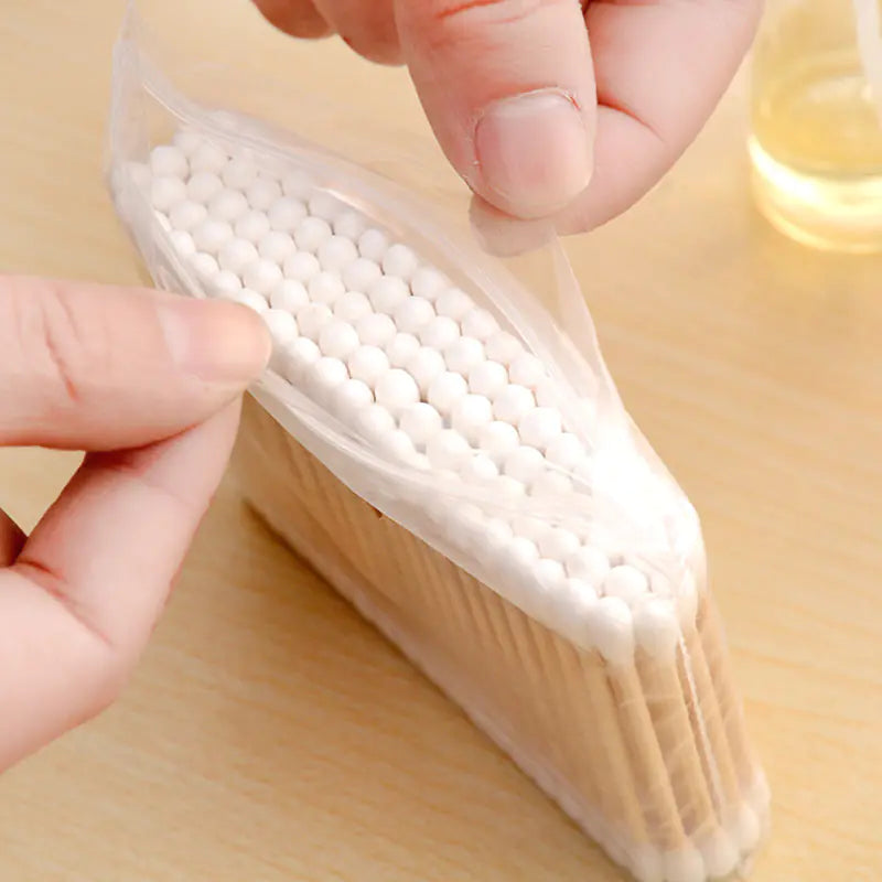 200 Eco-Friendly Bamboo Cotton Swabs