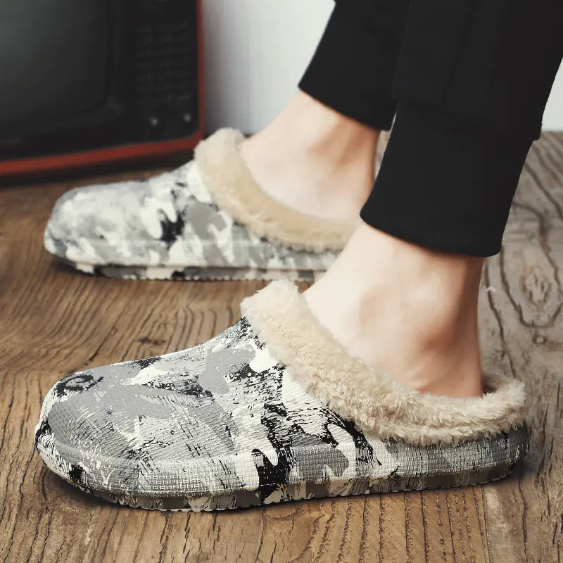 Cozy Thick-Sole Men's Winter Slippers