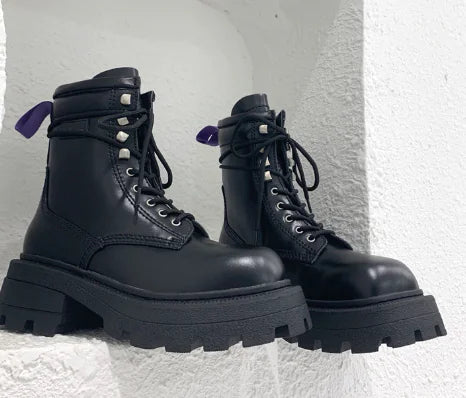 Chic Martin Mid-Heel Lace-Up Boots