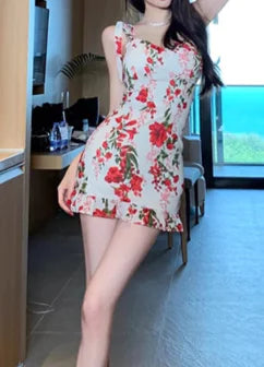 Chic Summer Off-Shoulder V-Neck Dress