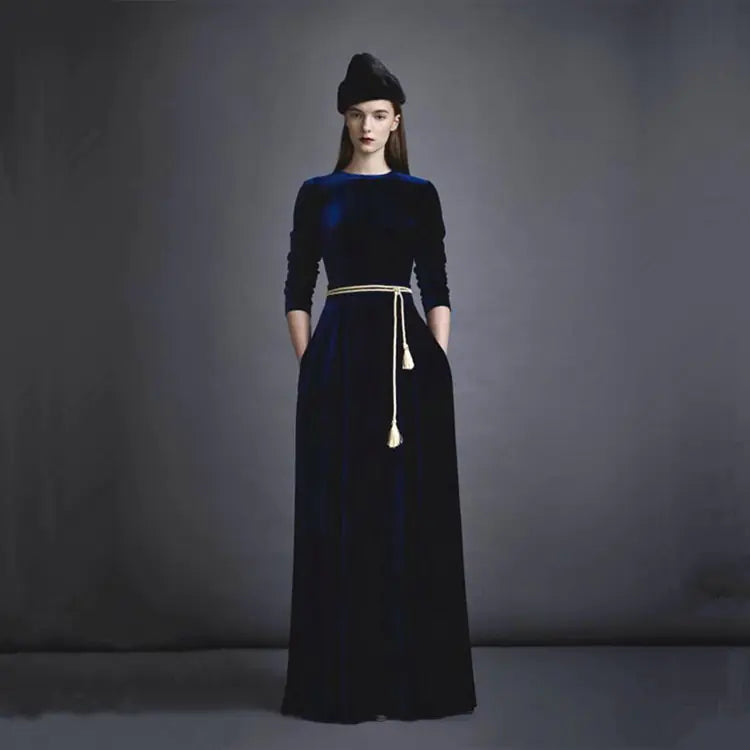 Chic Velvet Gala Gown