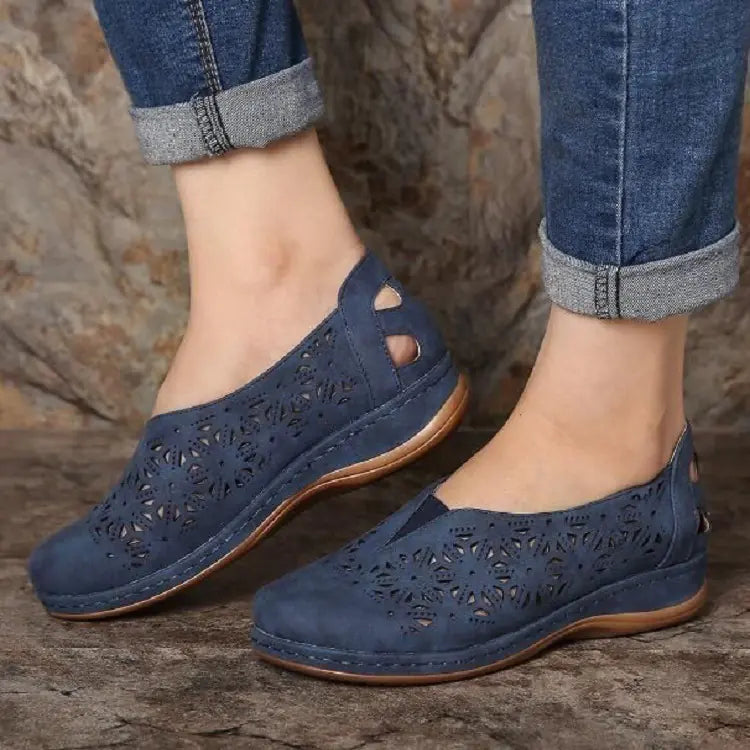 Chic Hollow Wedge Single Shoes for Women