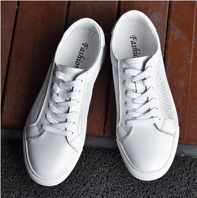 FlexiComfort Casual Sneakers