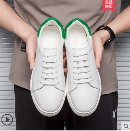 FlexiComfort Casual Sneakers