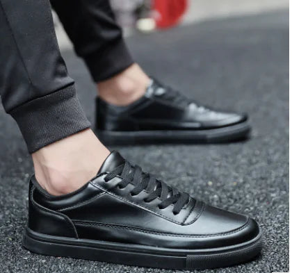 FlexiComfort Casual Sneakers