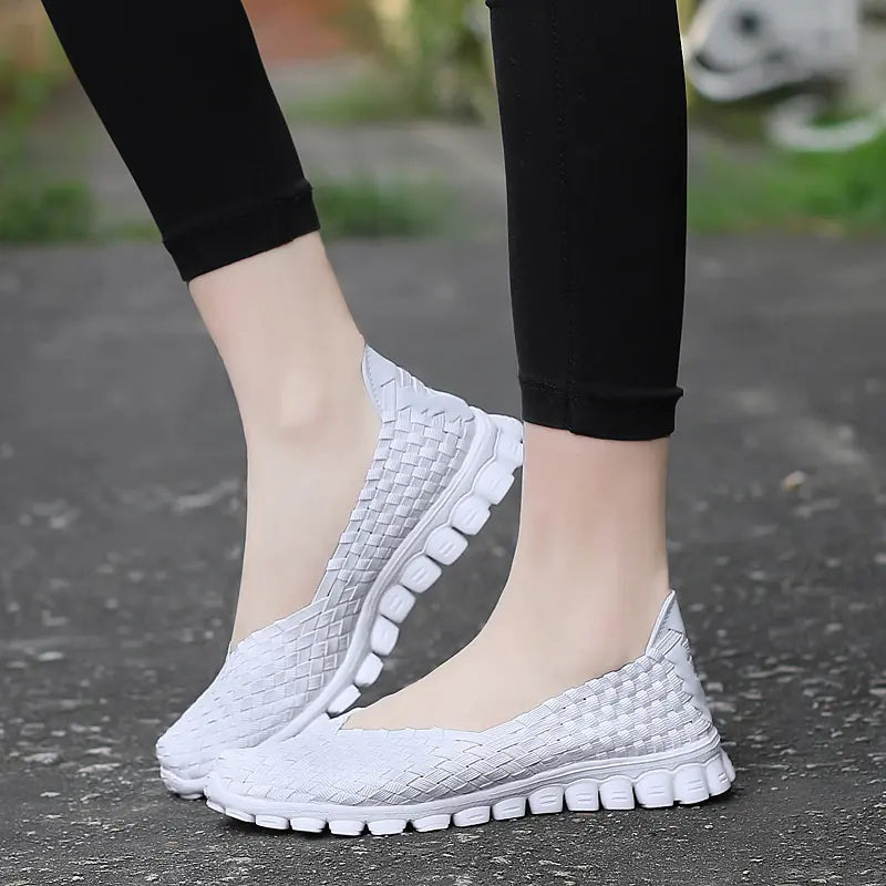 Chic Beijing Flat Slip-Ons