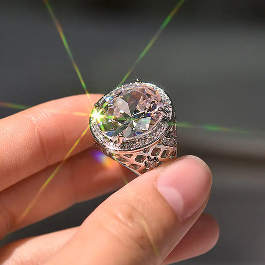 Elegant Zircon Gemstone Ring