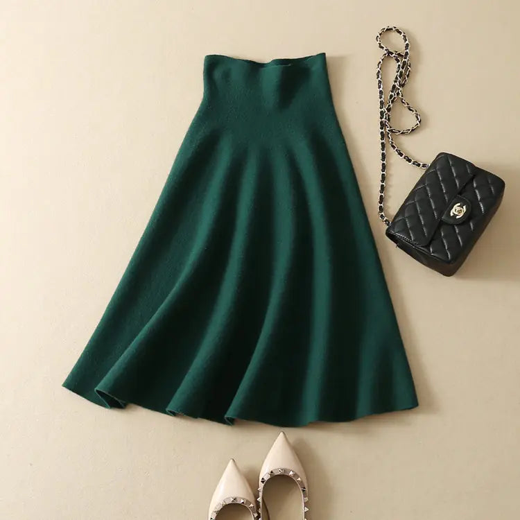 Elegant Pleated Midi Skirt