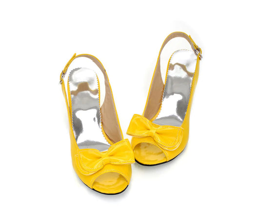 Chic Bow-Topped Mid-Heel Sandals
