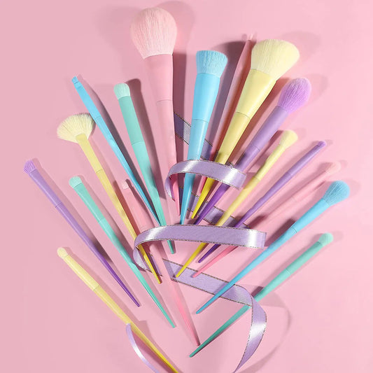 Spectrum Chic 17-Piece Brush Set