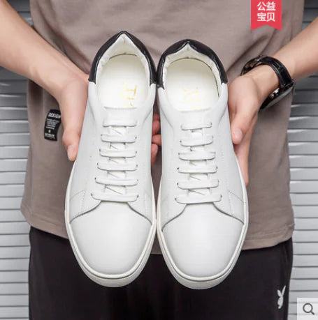 FlexiComfort Casual Sneakers