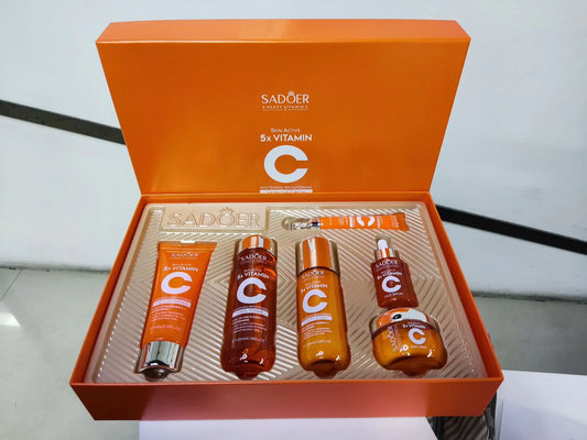SADOER Vitamin C Radiance Boosting Serum