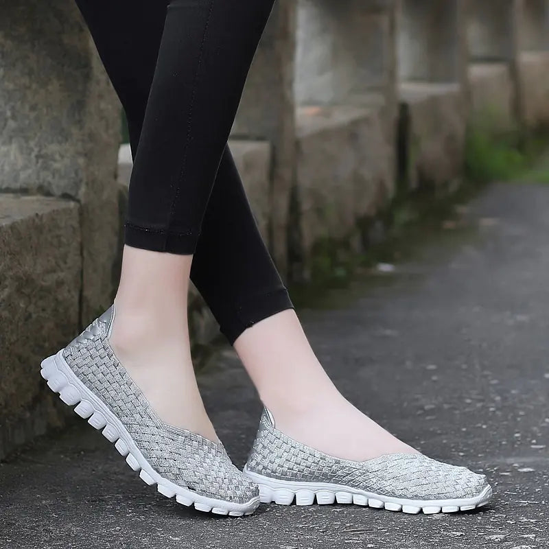 Chic Beijing Flat Slip-Ons